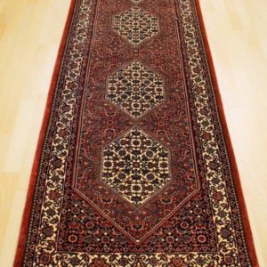 8077-92 Bidjar m/silke 245 x 78 Kr. 17.900,-