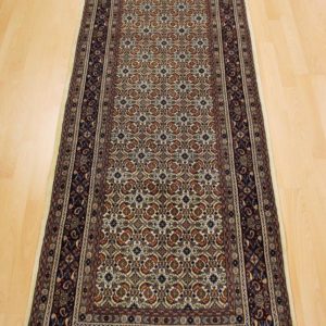 70236 Moud m/silke 247 x 80 Kr. 6.980,-