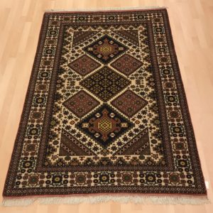 4469 Ghochan 171 x 128 Kr. 6.800,-