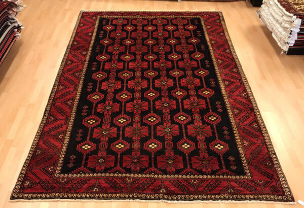 Rød sort ægte tæppe fra iran