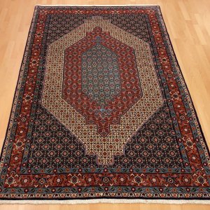 70001 Senneh 235 x 151 Kr. 25.000,-