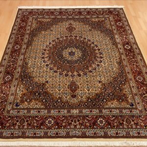 21102 Moud m/silke 260 x 200 Kr. 19.800,-