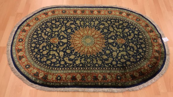 Persisk ægte tæppe i silke fra qum