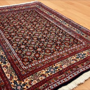 70144 Moud m/silke 87 x 62 Kr. 1.580,-